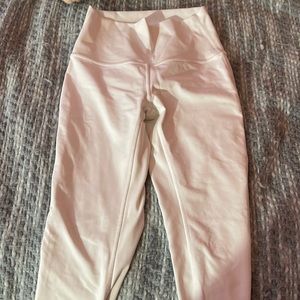 White lululemon leggings
